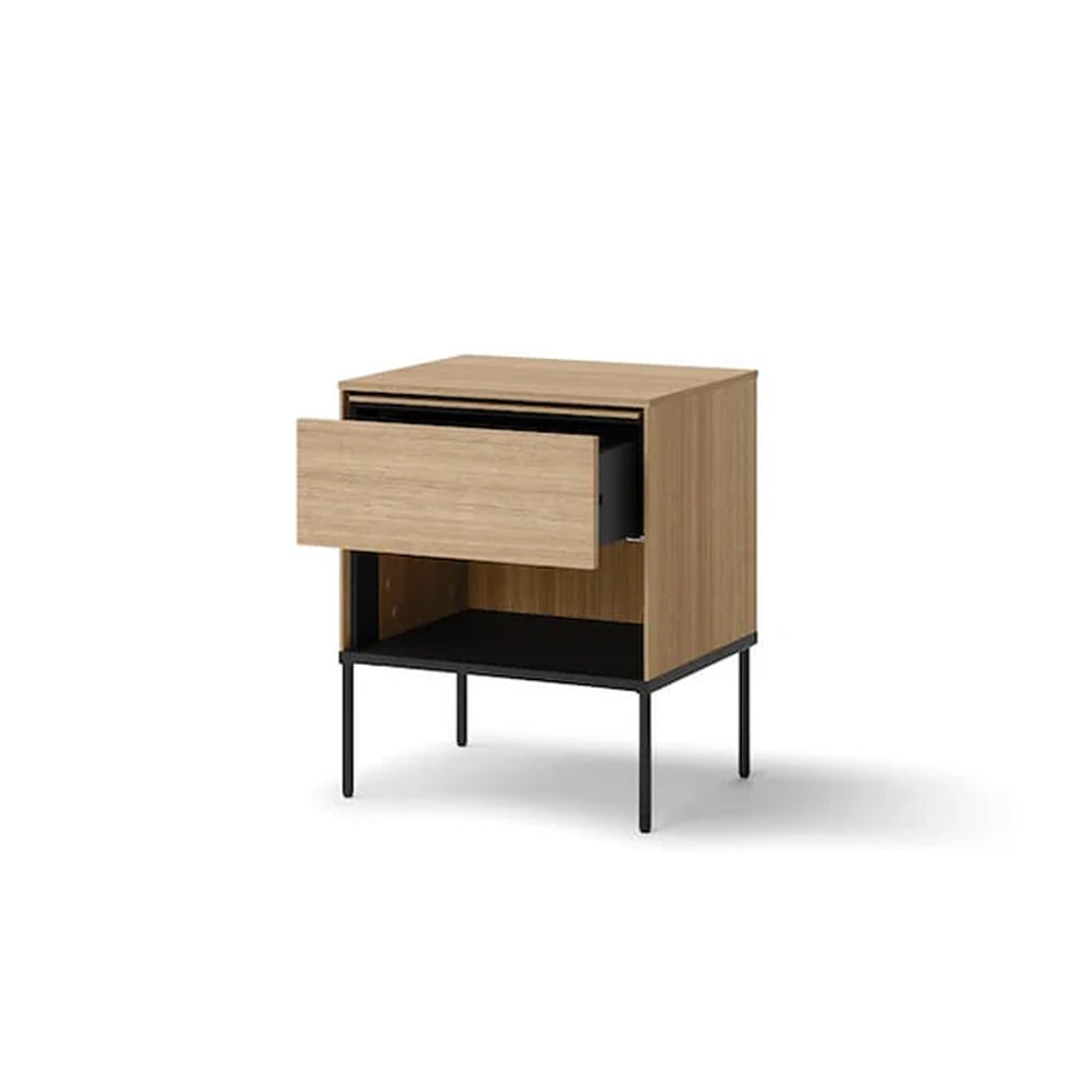 Visso Wooden Bedside Cabinet with 1 Drawer in Oak Linear