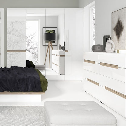 Chelsea 4 Door Wardrobe with Mirrors in White with an Truffle Oak Trim