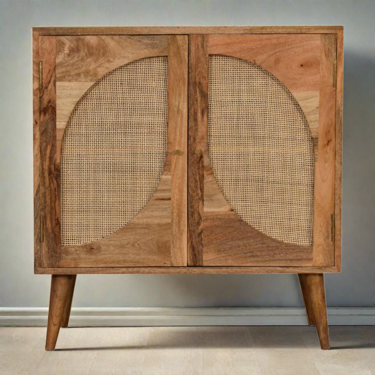 Close-knit Leaf Cabinet