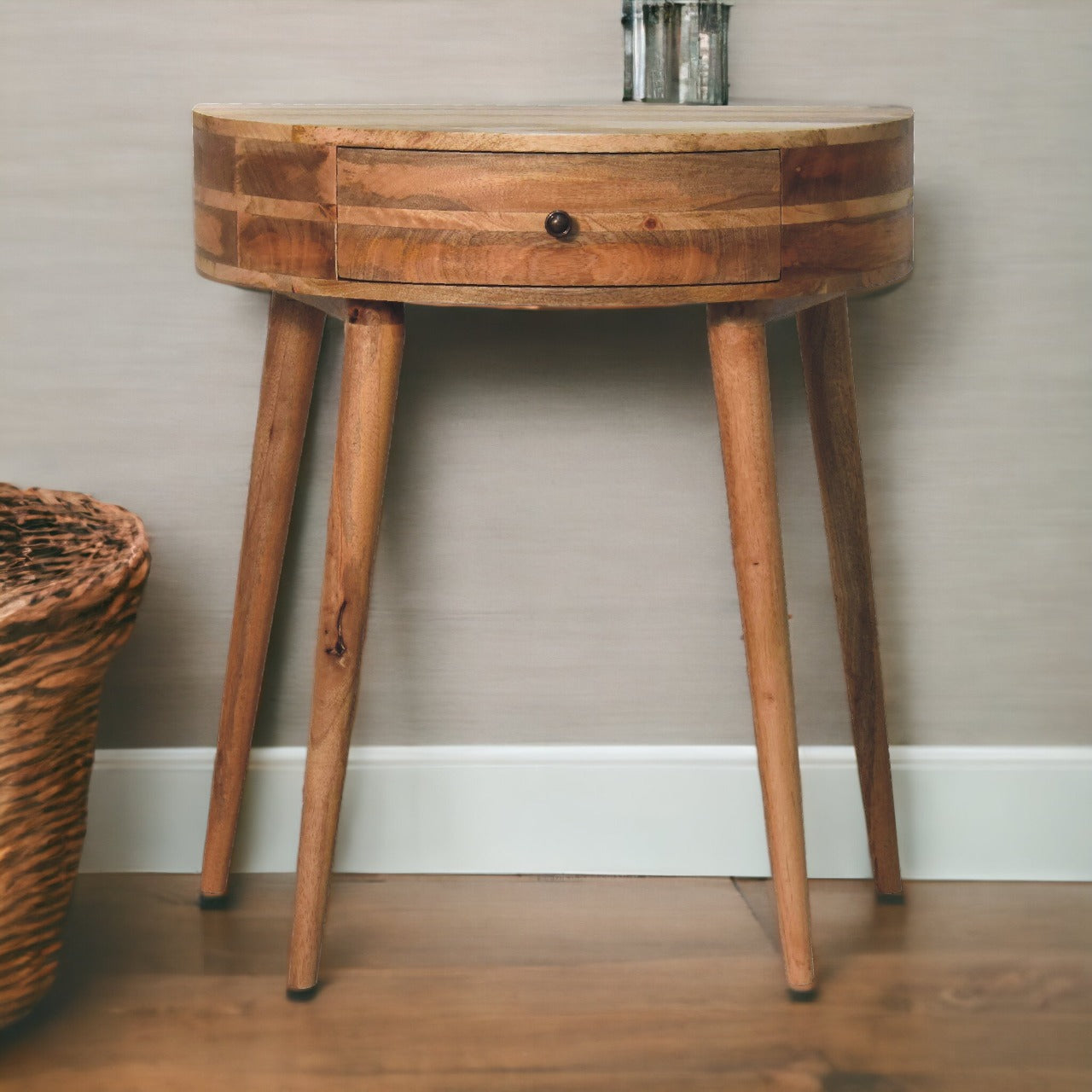 Luxury Stand Odyssey Oak-ish Console Table