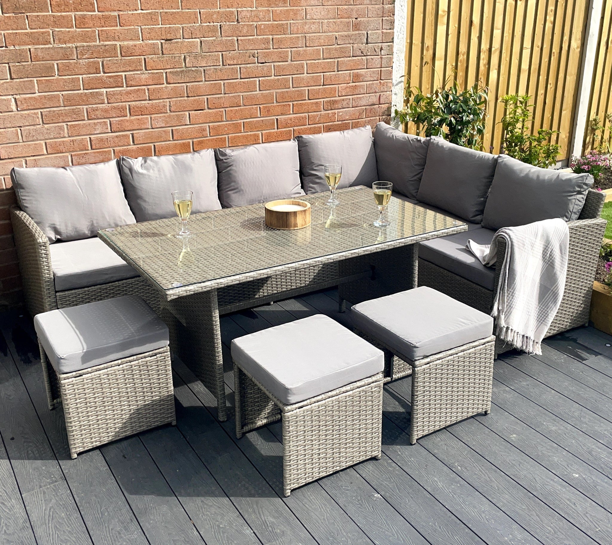 Knutsford 9 Seater Corner Dining Set in Rattan