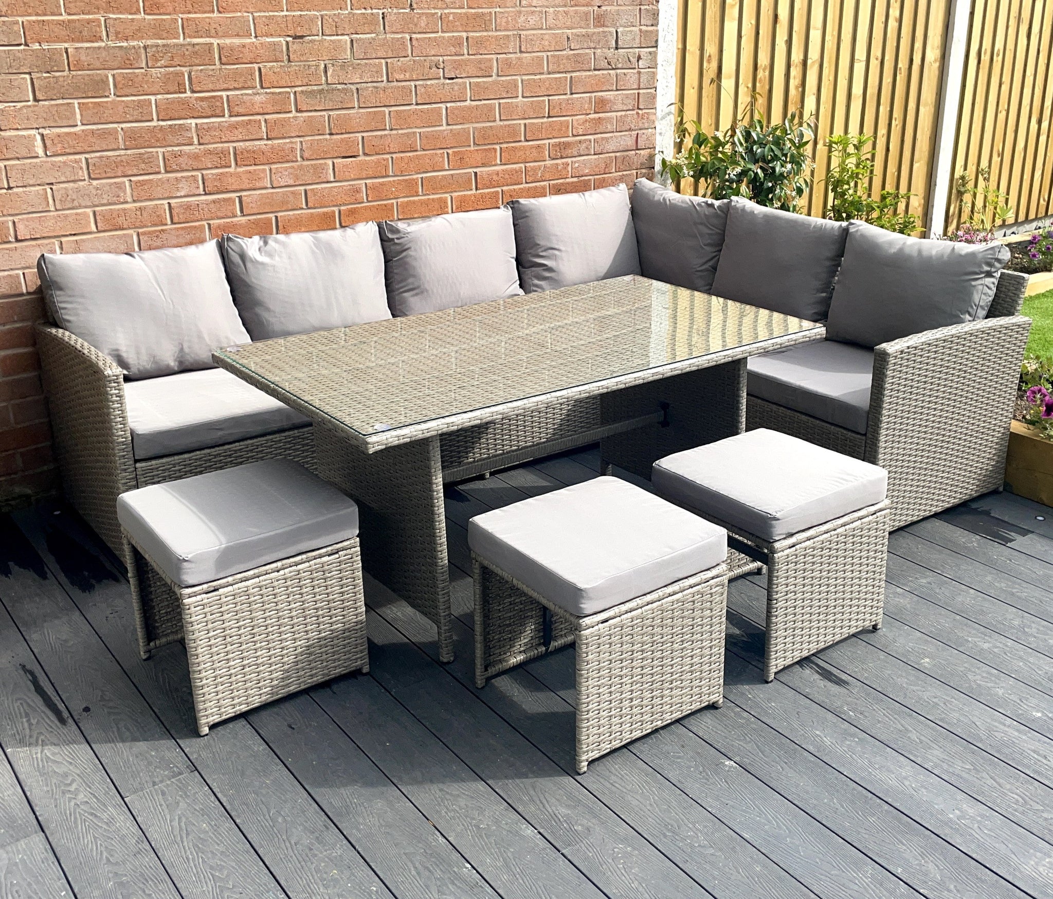 Knutsford 9 Seater Corner Dining Set in Rattan