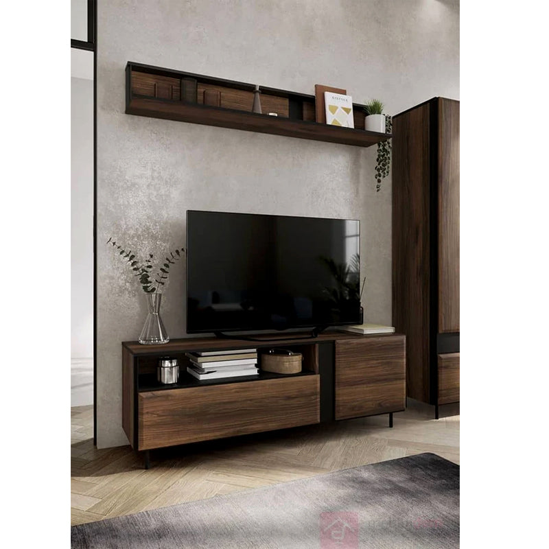 Borga Wooden Wall Shelf in Oak Catania - 155cm